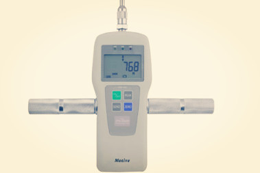 指針式推拉力計和數顯式推拉力計使用方法相同嗎？