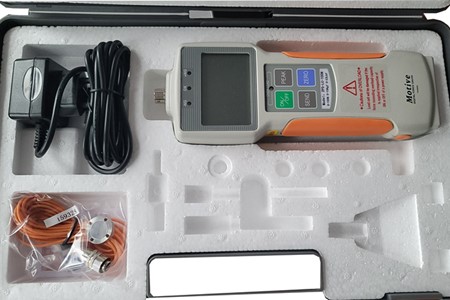 鉑電機器人采購一諾Motive品牌推拉力計用于壓縮力的測試